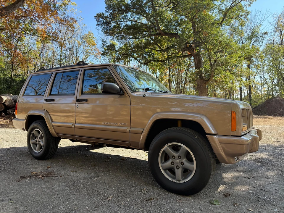 1999 Jeep XJ Cherokee - Image 28 of 31