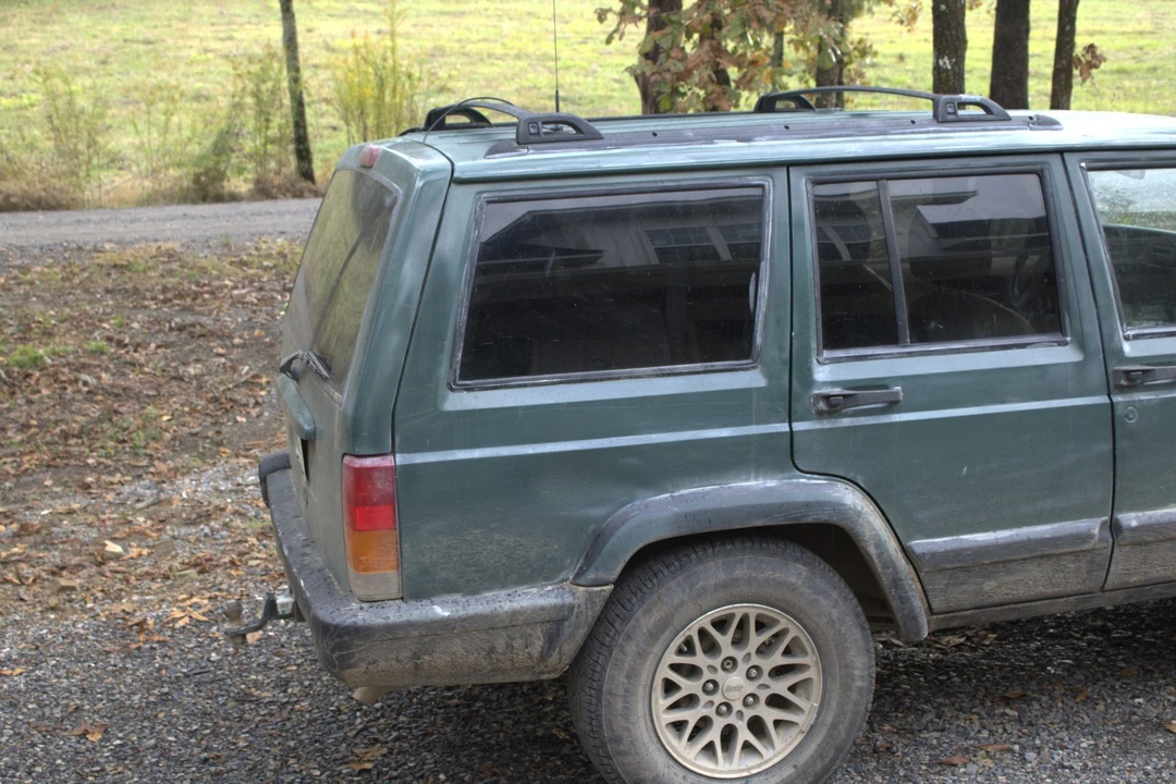 1999 Jeep XJ Cherokee - Image 8 of 14