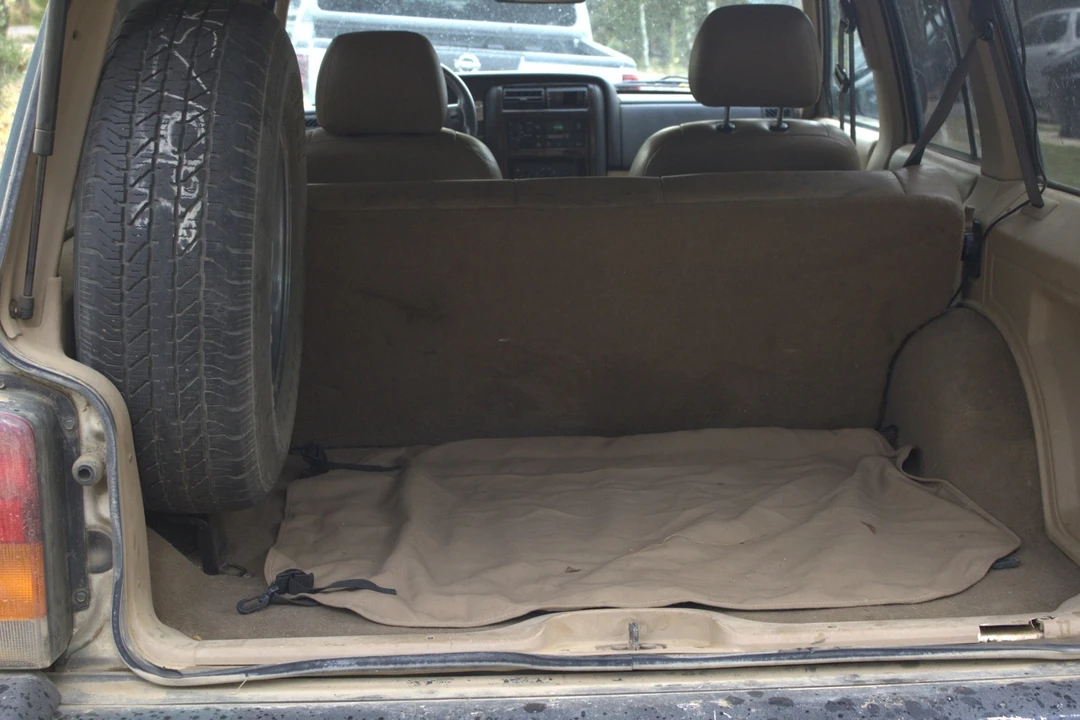 1999 Jeep XJ Cherokee - Image 6 of 14