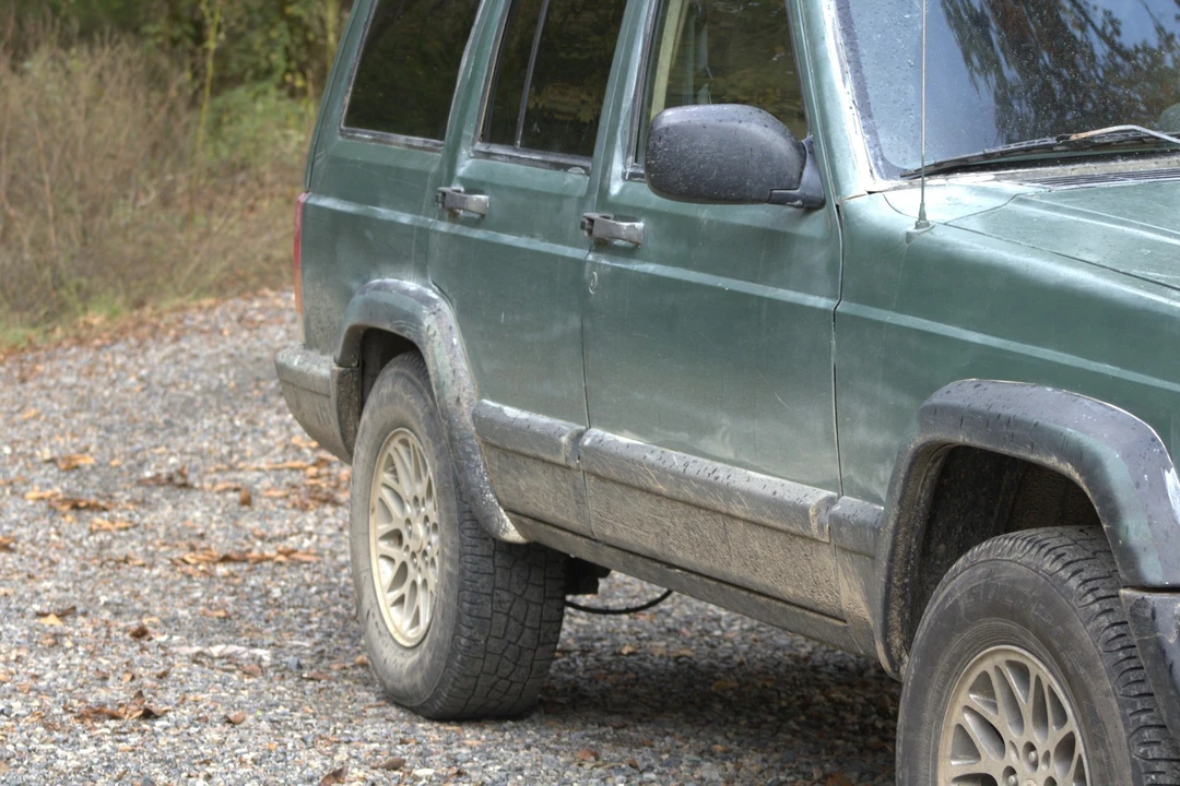 1999 Jeep XJ Cherokee - Image 14 of 14