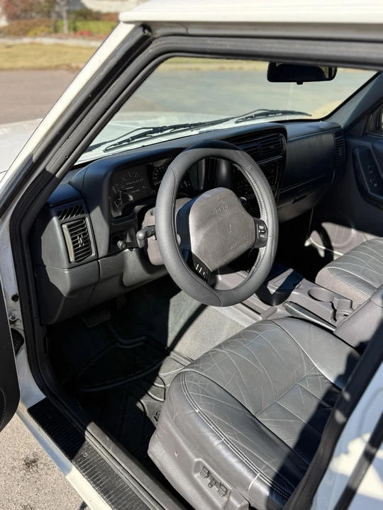 1999 Jeep XJ Cherokee - Image 9 of 21