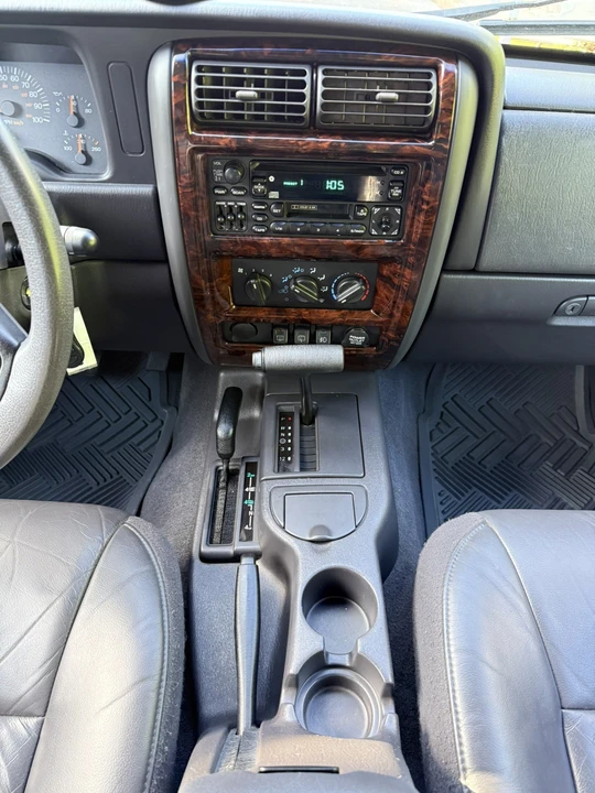 1999 Jeep XJ Cherokee - Image 29 of 31