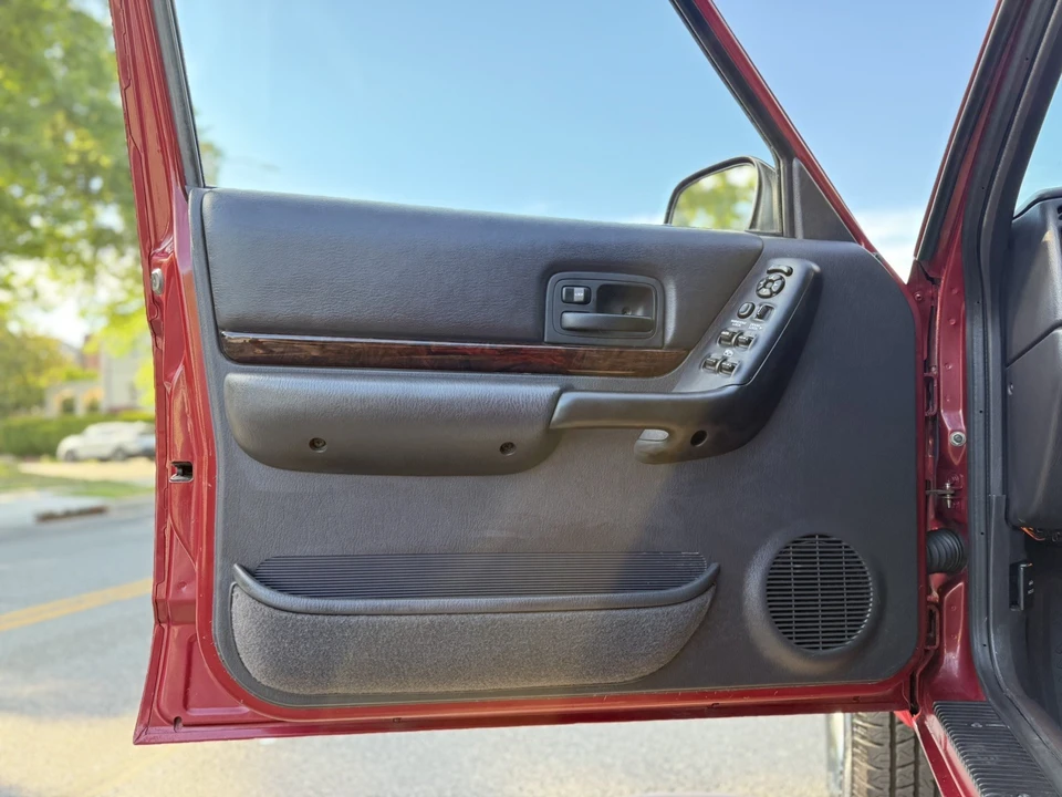 1999 Jeep XJ Cherokee - Image 13 of 31