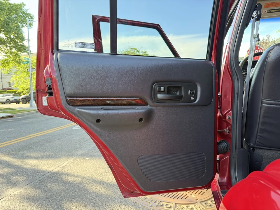 1999 Jeep XJ Cherokee - Image 16 of 31