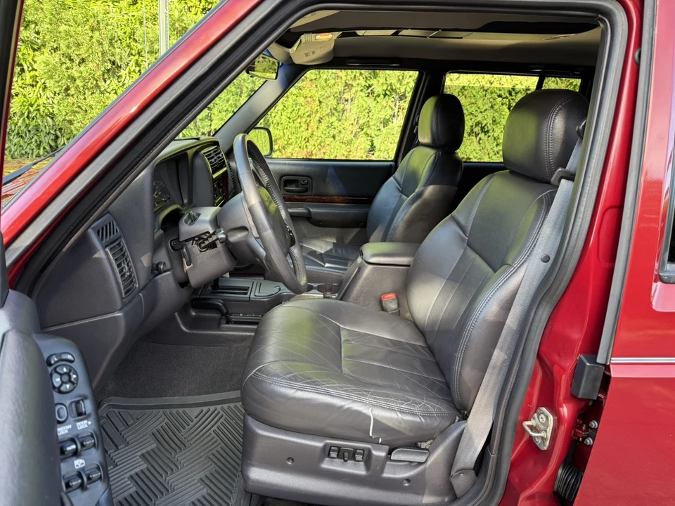 1999 Jeep XJ Cherokee - Image 14 of 31