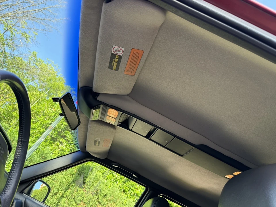 1999 Jeep XJ Cherokee - Image 30 of 31