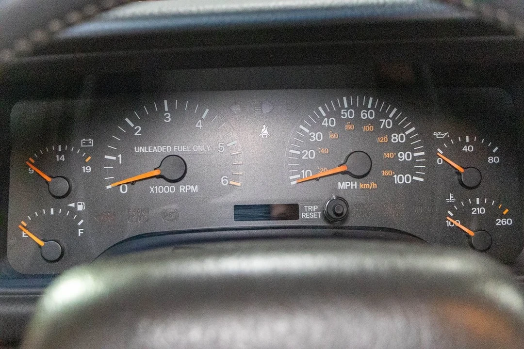 1999 Jeep XJ Cherokee - Image 8 of 21