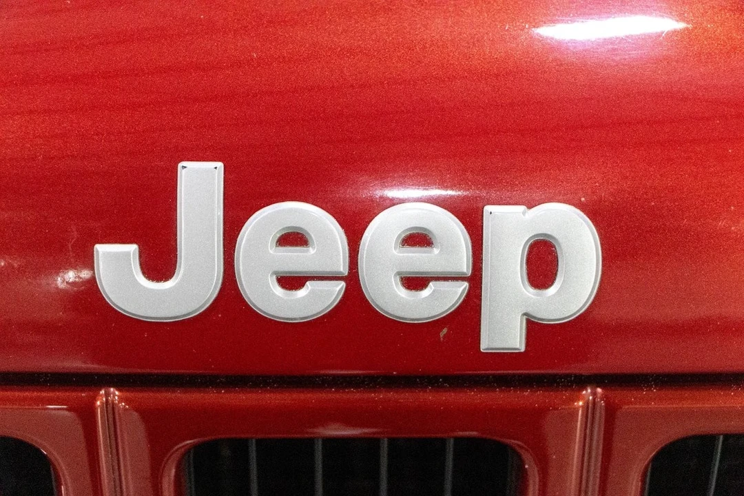 1999 Jeep XJ Cherokee - Image 17 of 21
