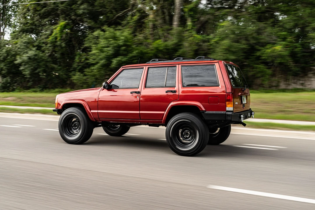 1999 Jeep XJ Cherokee - Image 27 of 31