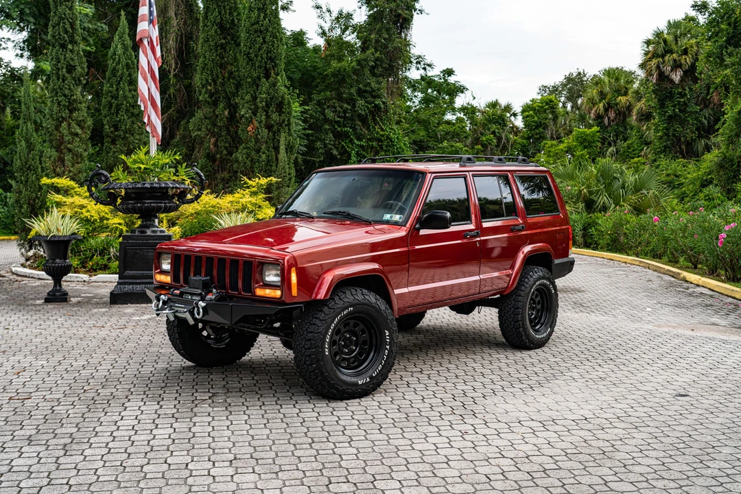 1999 Jeep XJ Cherokee - Image 2 of 31