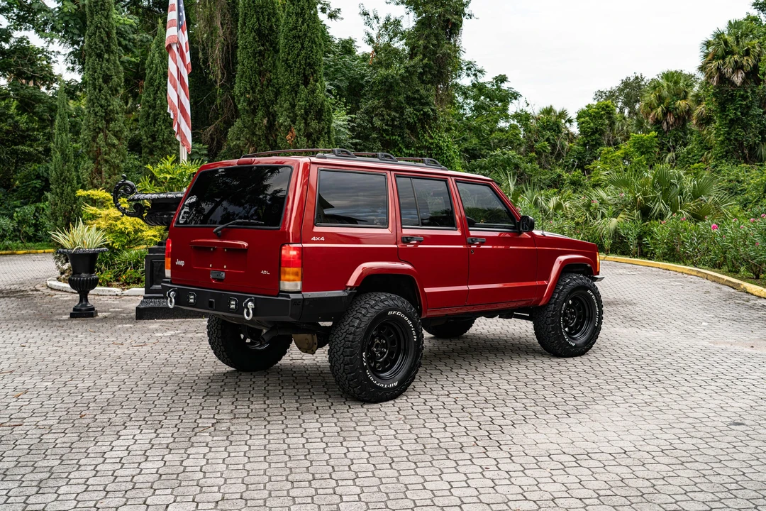 1999 Jeep XJ Cherokee - Image 15 of 31