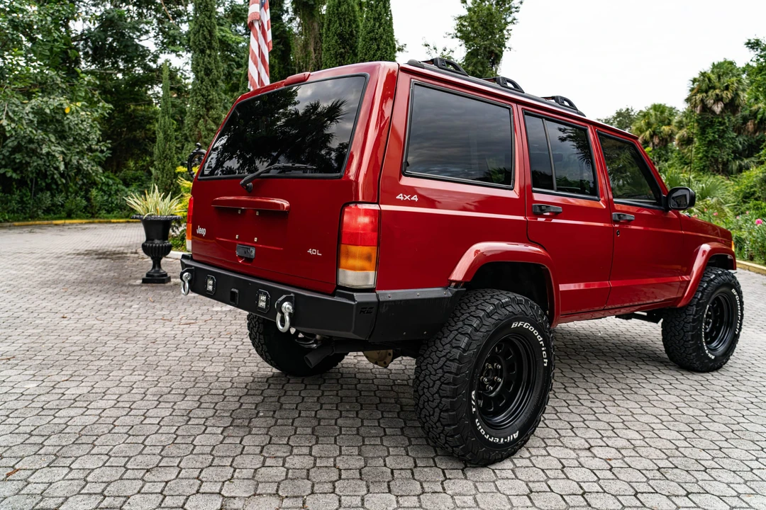 1999 Jeep XJ Cherokee - Image 17 of 31
