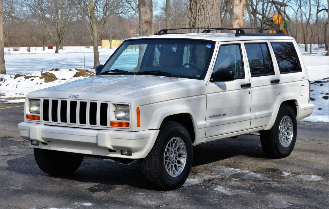 1999 Jeep XJ Cherokee - Image 7 of 31