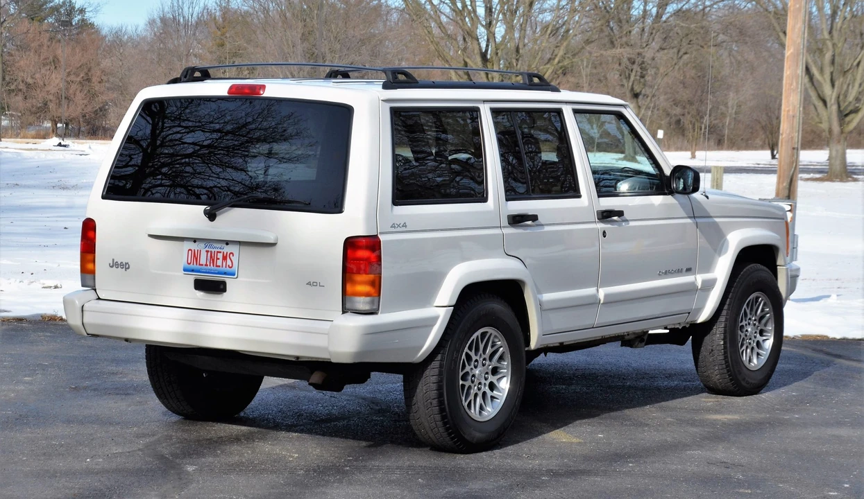 1999 Jeep XJ Cherokee - Image 28 of 31
