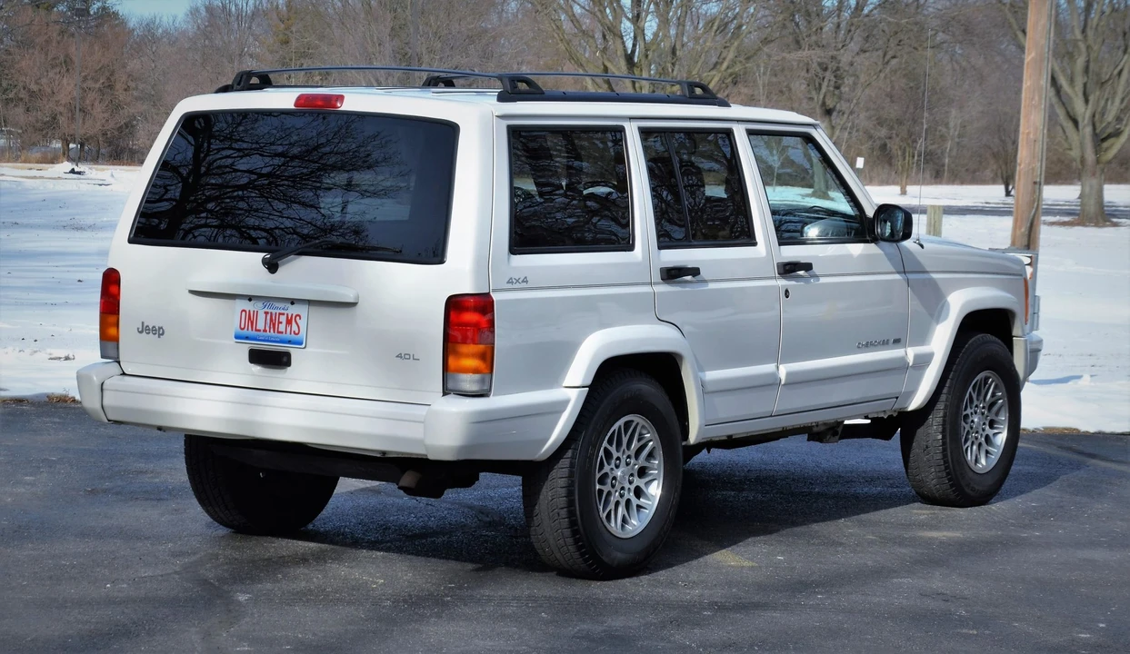 1999 Jeep XJ Cherokee - Image 27 of 31
