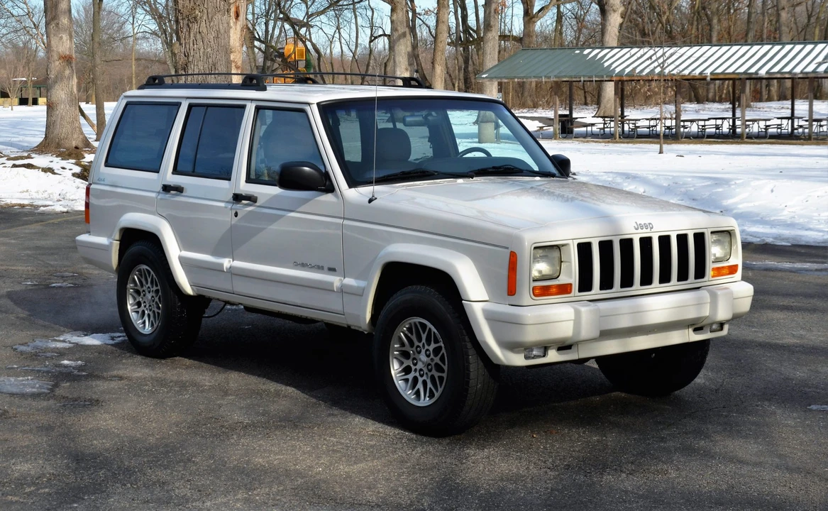 1999 Jeep XJ Cherokee - Image 18 of 31