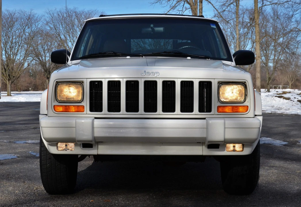 1999 Jeep XJ Cherokee - Image 12 of 31