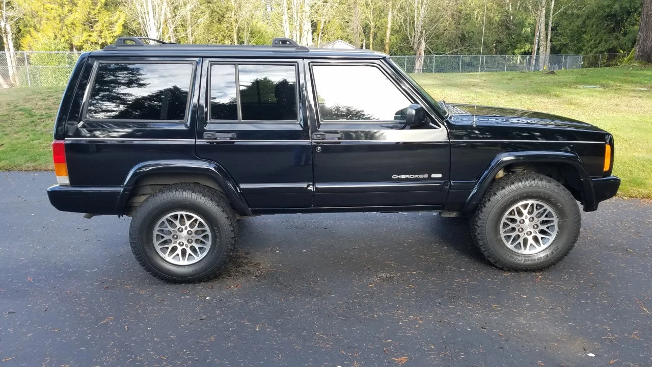1999 Jeep XJ Cherokee - Image 12 of 31