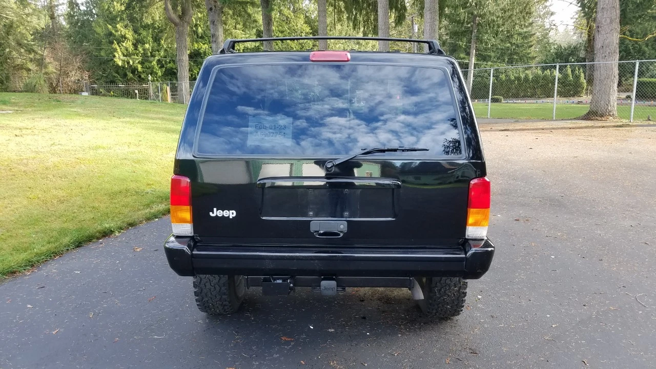 1999 Jeep XJ Cherokee - Image 14 of 31