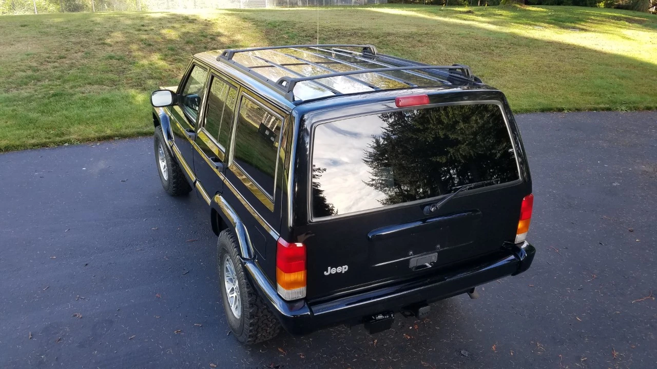 1999 Jeep XJ Cherokee - Image 16 of 31