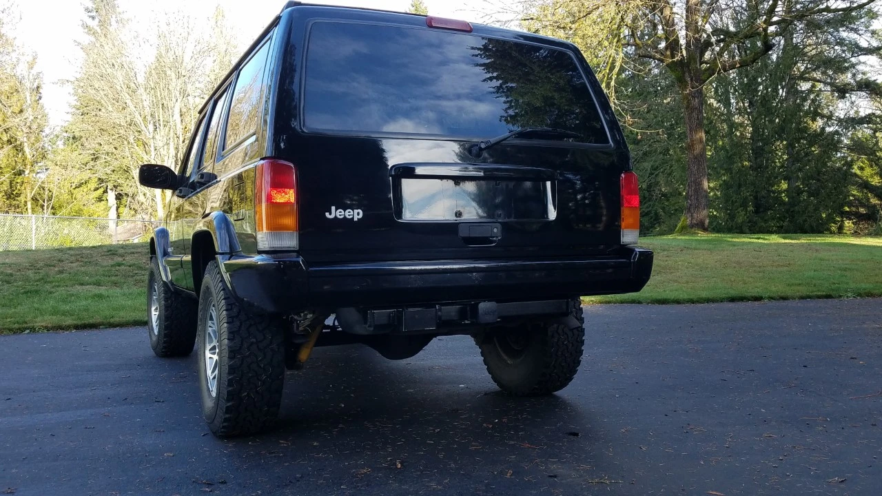 1999 Jeep XJ Cherokee - Image 15 of 31
