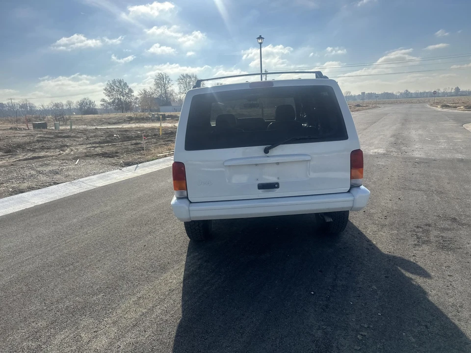 1999 Jeep XJ Cherokee - Image 21 of 31