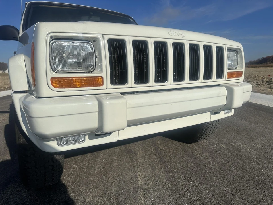 1999 Jeep XJ Cherokee - Image 27 of 31