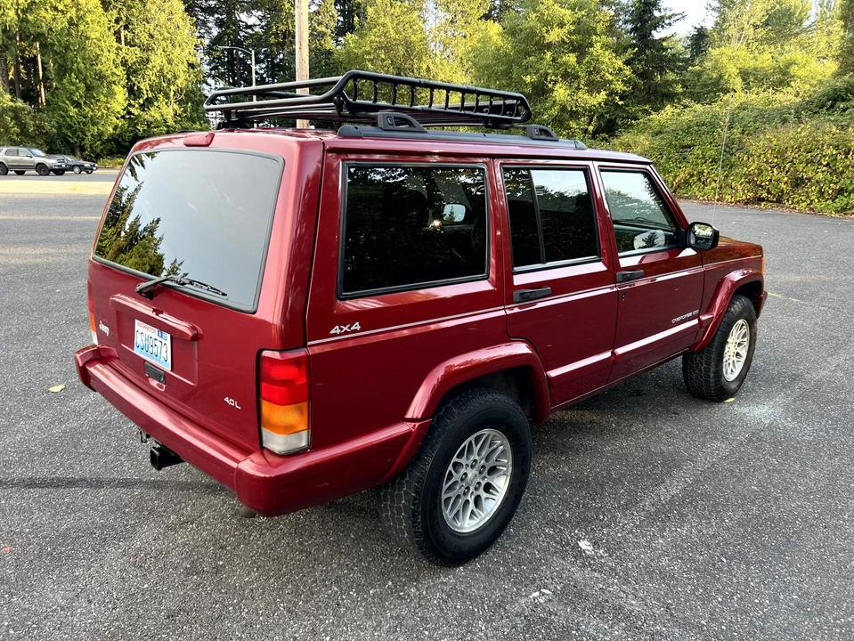1999 Jeep XJ Cherokee - Image 24 of 31