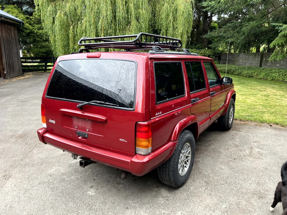1999 Jeep XJ Cherokee - Image 22 of 31