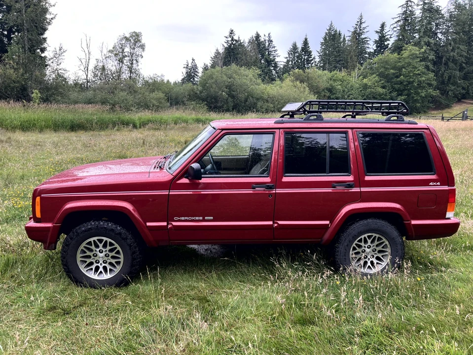 1999 Jeep XJ Cherokee - Image 6 of 31