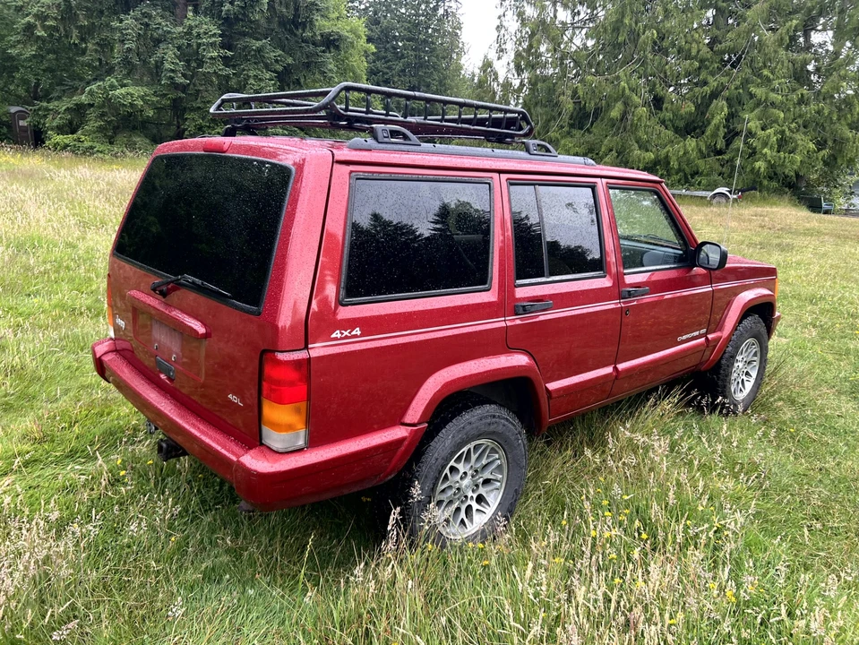 1999 Jeep XJ Cherokee - Image 9 of 31