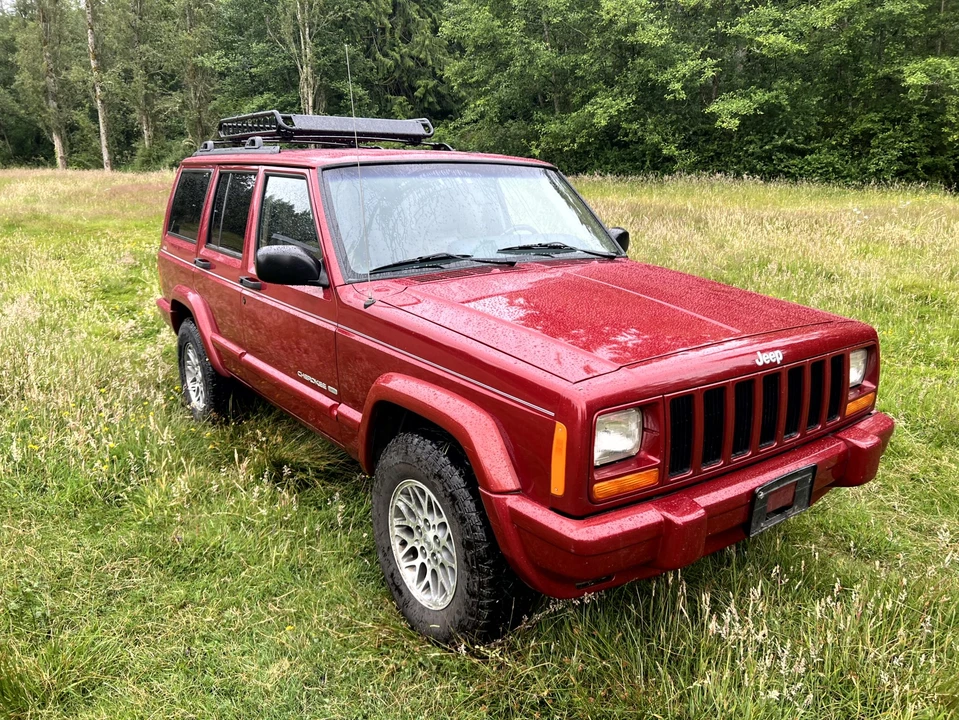 1999 Jeep XJ Cherokee - Image 2 of 31