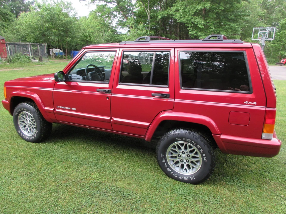 1999 Jeep XJ Cherokee - Image 17 of 31
