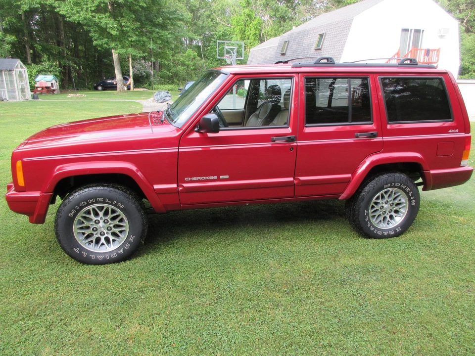 1999 Jeep XJ Cherokee - Image 14 of 31