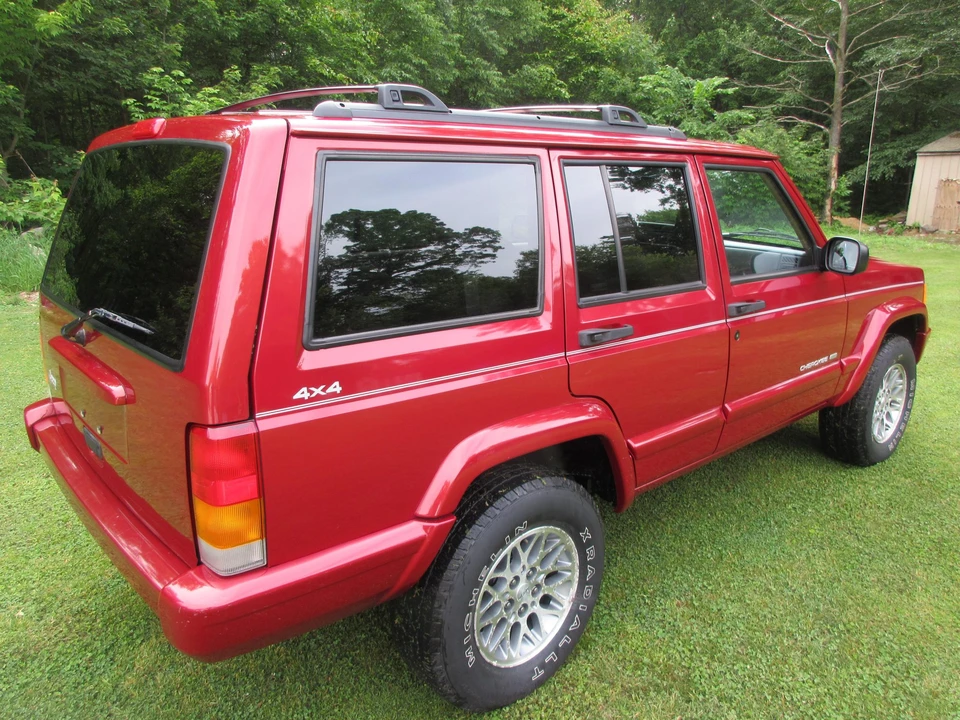 1999 Jeep XJ Cherokee - Image 22 of 31