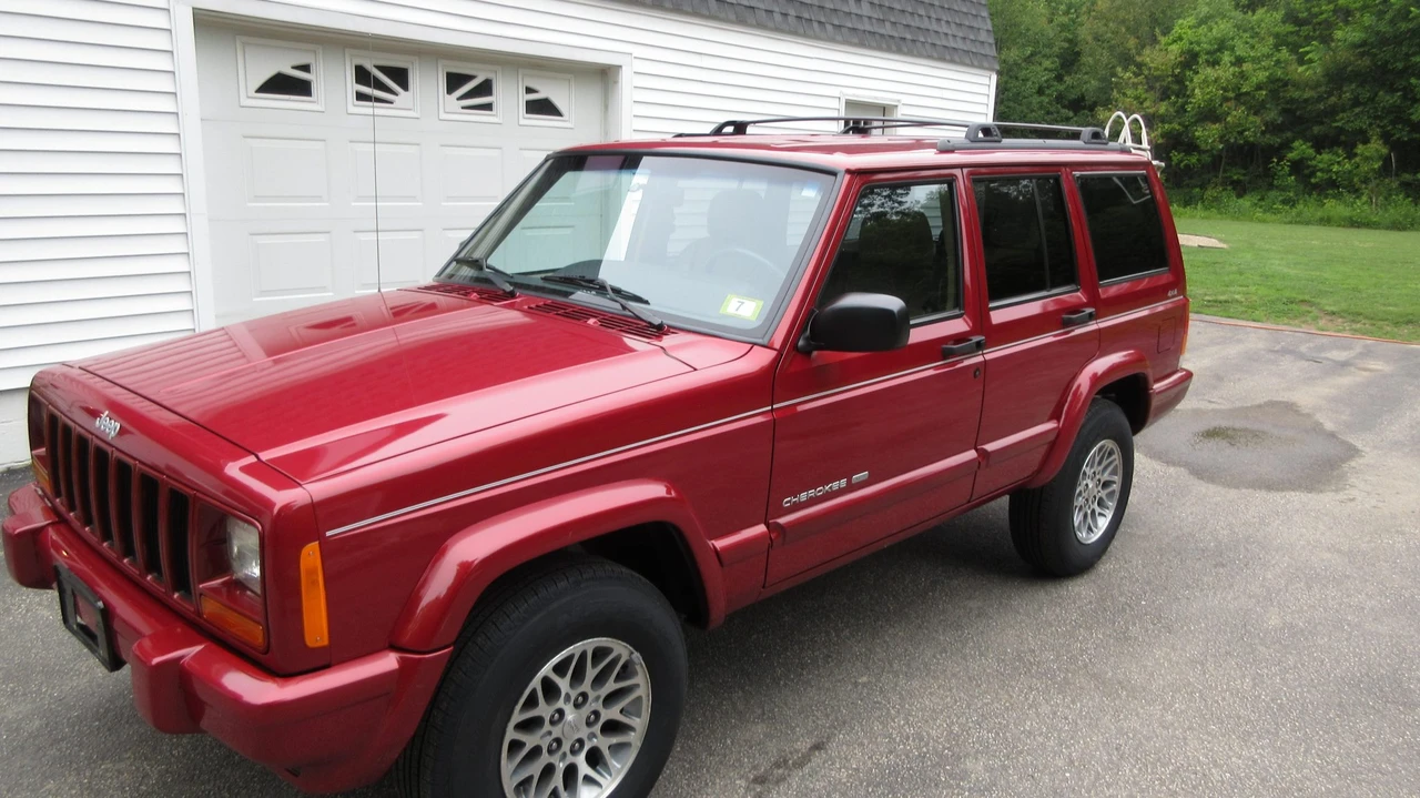 1999 Jeep XJ Cherokee - Image 2 of 31