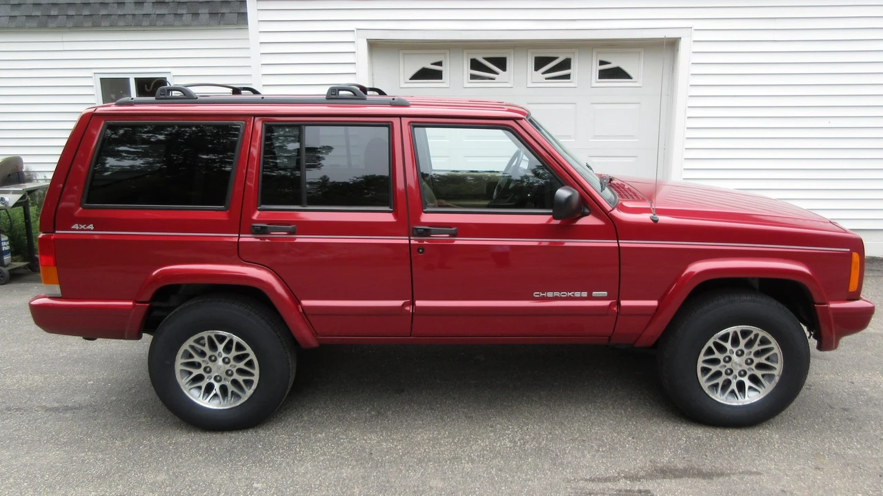 1999 Jeep XJ Cherokee - Image 10 of 31