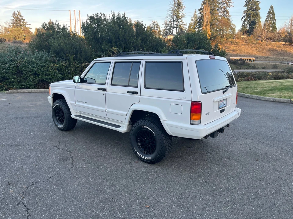 1999 Jeep XJ Cherokee - Image 9 of 31