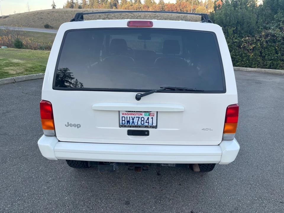 1999 Jeep XJ Cherokee - Image 13 of 31