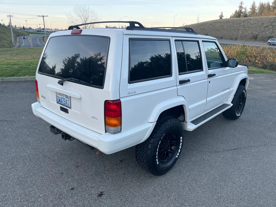 1999 Jeep XJ Cherokee - Image 16 of 31