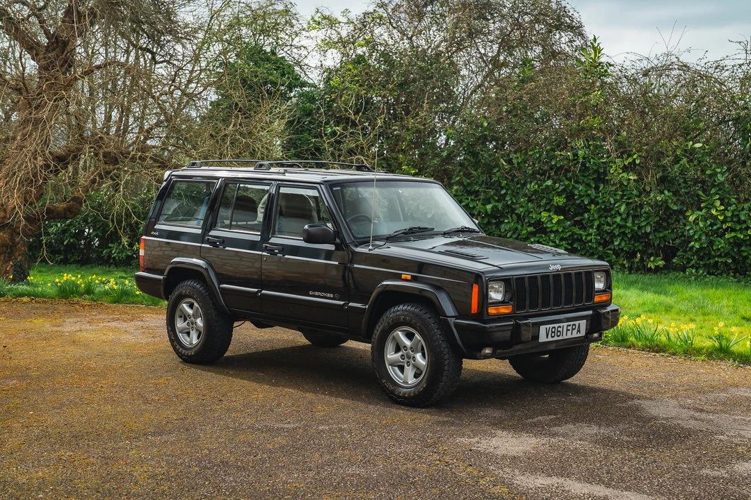 1999 Jeep XJ Cherokee - Image 14 of 31