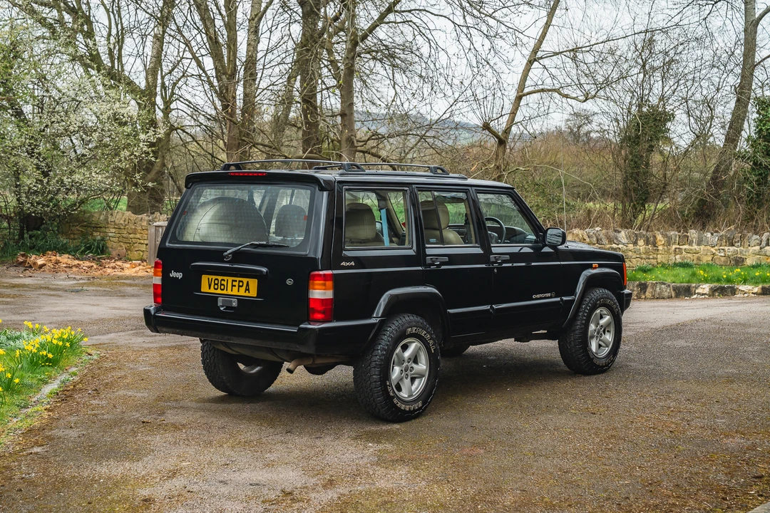 1999 Jeep XJ Cherokee - Image 6 of 31