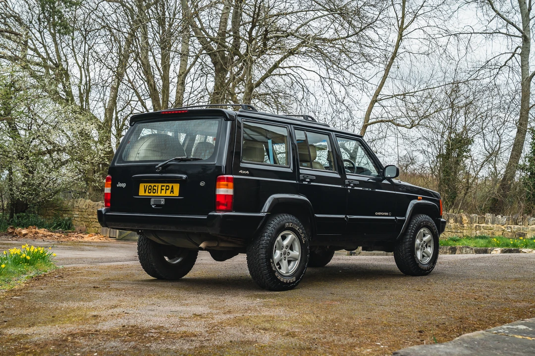 1999 Jeep XJ Cherokee - Image 13 of 31