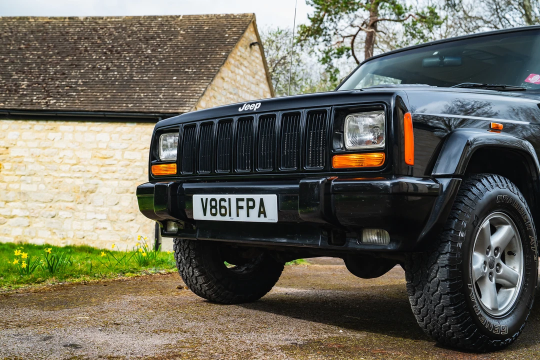 1999 Jeep XJ Cherokee - Image 16 of 31