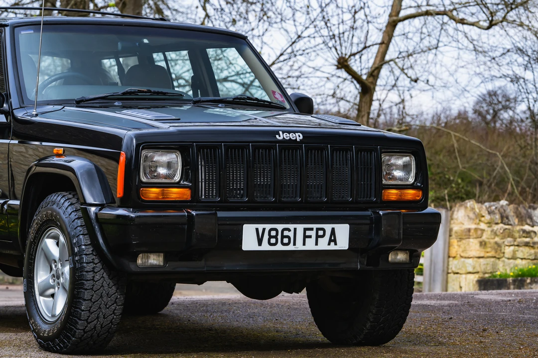 1999 Jeep XJ Cherokee - Image 15 of 31
