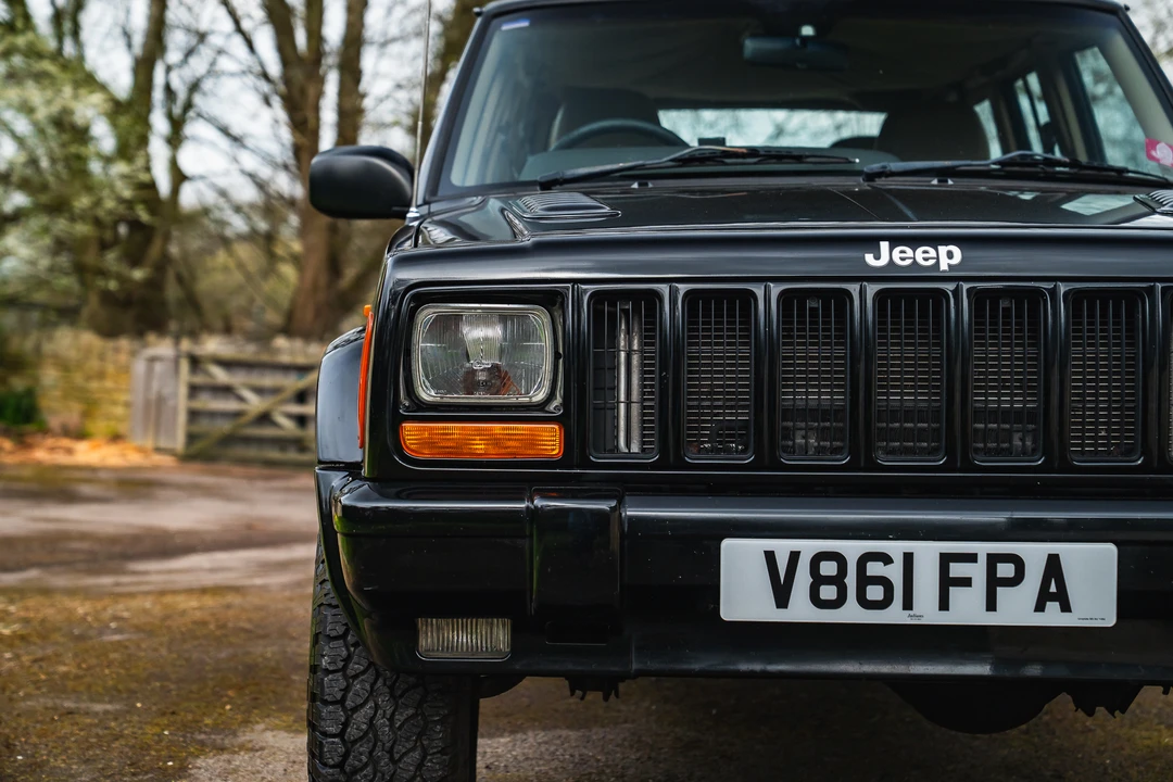 1999 Jeep XJ Cherokee - Image 19 of 31