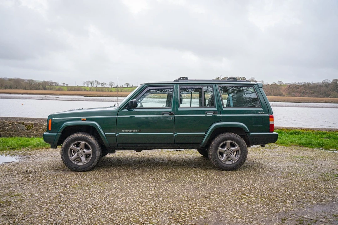 1999 Jeep XJ Cherokee - Image 4 of 30