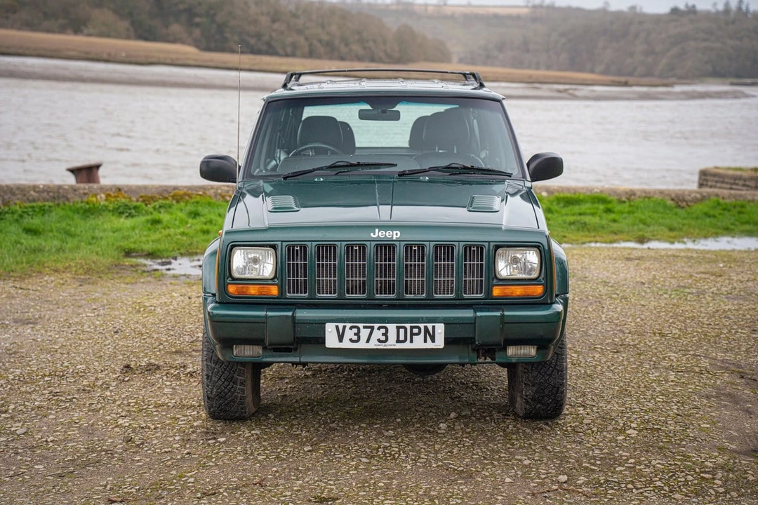 1999 Jeep XJ Cherokee - Image 9 of 30