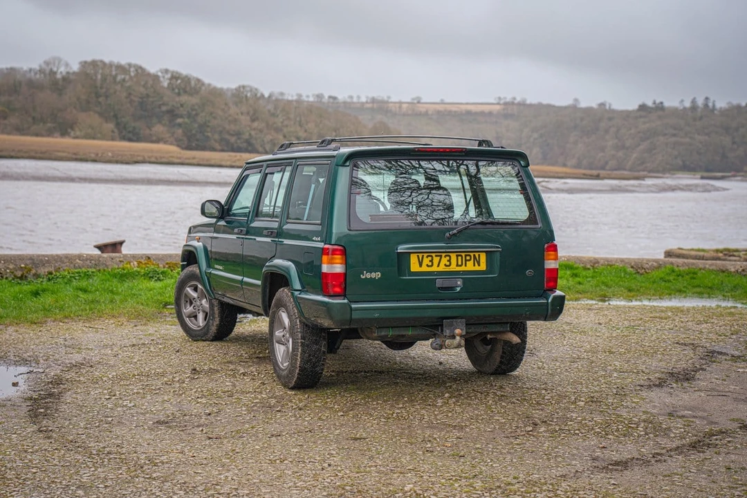 1999 Jeep XJ Cherokee - Image 15 of 30