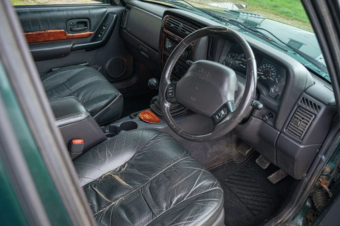1999 Jeep XJ Cherokee - Image 25 of 30